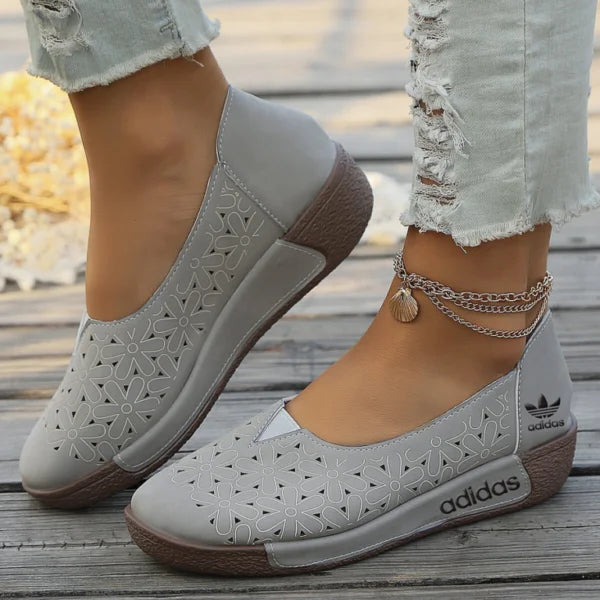 Aⅾіⅾаѕ – Neue bequeme Sandalen
