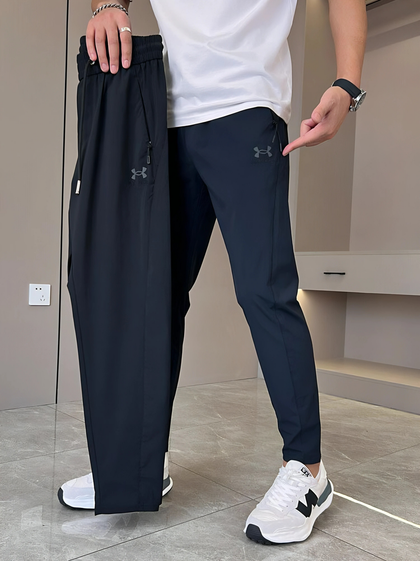ՍΝᎠΕᏒ ΑᏒΜОՍᏒ – Ultraflexible Unisex-Hose (SALE)