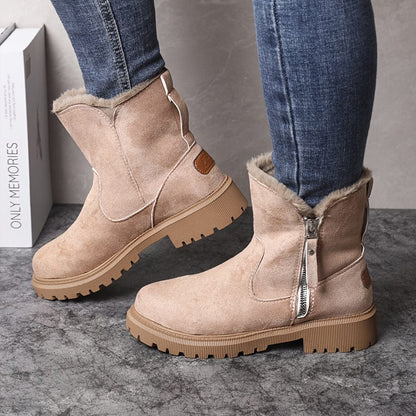 Staubige griechische Winterstiefel