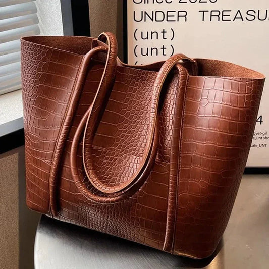 Betina - Schultertasche aus Krokoleder
