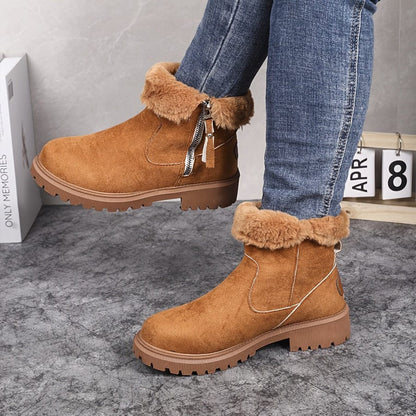 Staubige griechische Winterstiefel